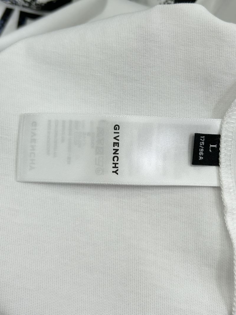 Givenchy T-Shirts